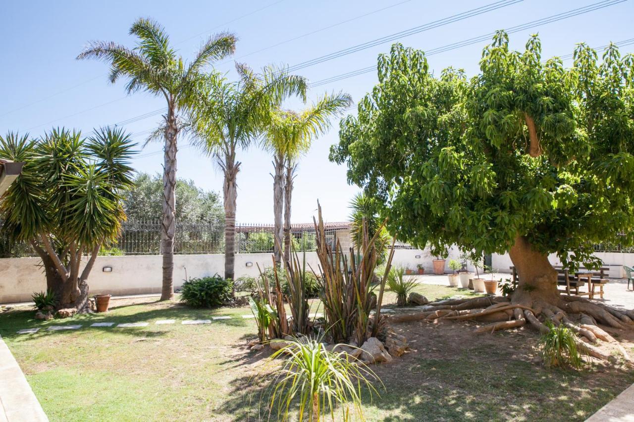 סליצ'ה סלנטינו B&B I Tre Ulivi מראה חיצוני תמונה